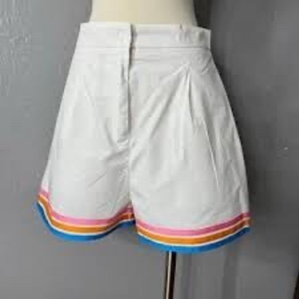 Main Strip Women's White Pleated Shorts Size L Striped Trim Casual Summer